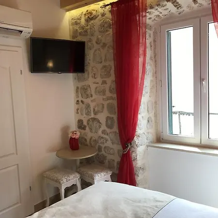 Sigurata Ii Gostinjska kuća